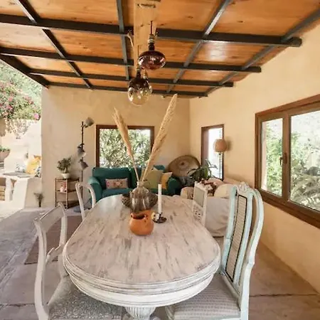 Alloggio per agriturismo De Poetas