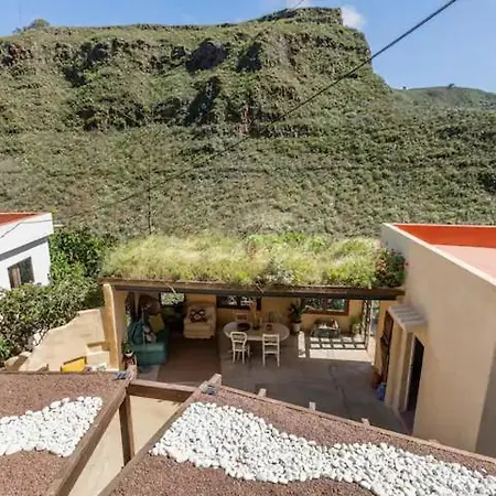 De Poetas Santa Maria de Guia de Gran Canaria