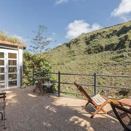 De Poetas Santa Maria de Guia de Gran Canaria